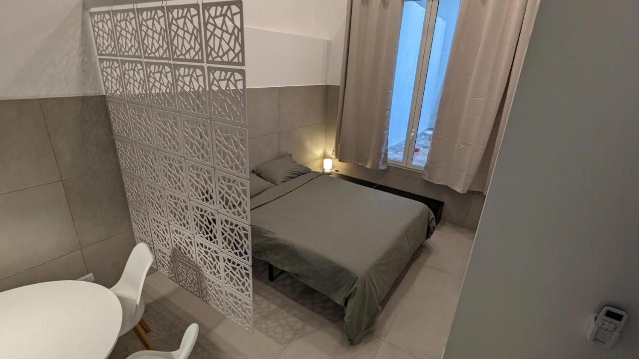 Valona 101 - Elegant Loft Appartement Bari